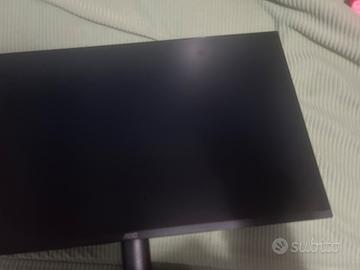 Monitor AOC 27 pollici