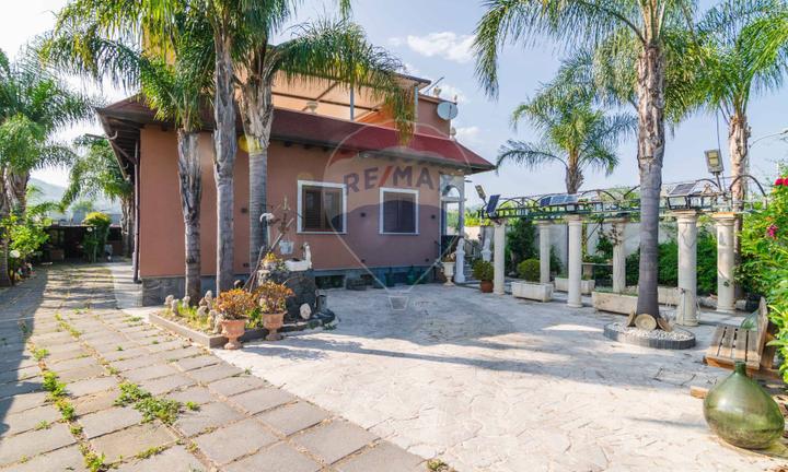 Villa singola - Calatabiano