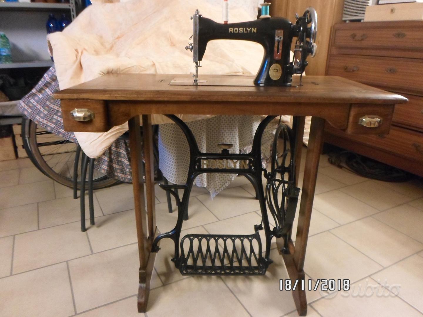 MACCHINA DA CUCIRE d'epoca Singer originale Vintage mobiletto in legno