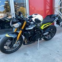 Triumph Street Triple 765 moto 2