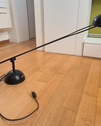 Lampada alogena da scrivania 