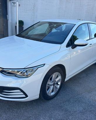 VOLKSWAGEN Golf 1.5 TGI Life