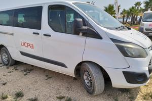 Ford transit 9 posti