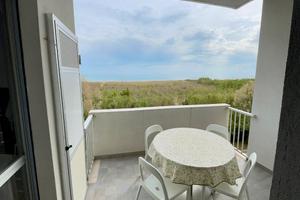 Bilocale fronte mare rif. 14