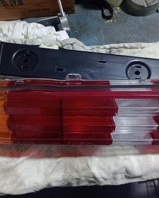 Fanale posteriore per mercedes w123