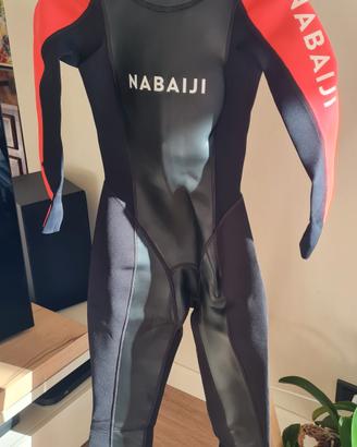 Muta donna acque libere