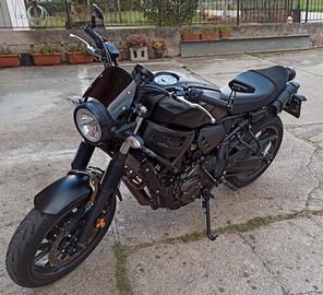 Yamaha xsr 700