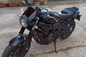 Yamaha xsr 700