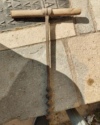 Trivella manuale antica da falegnameria–succhiello