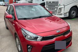Kia Rio full (super prezzo) 1.2 benzina 90cv