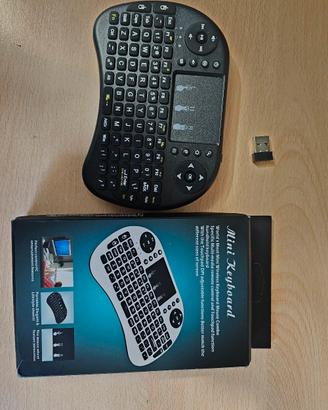 MINI TASTIERA KEYBOARD WIRELESS