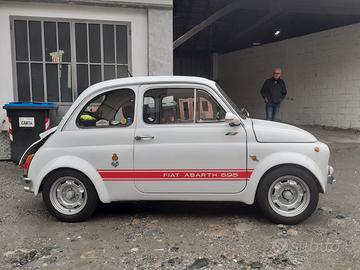 replica abarth 695 esseesse