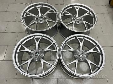 RL129 Cerchi nuovi originali Alfa Giulia 19" 5x11
