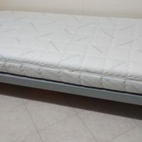 Letto con ruote e materasso