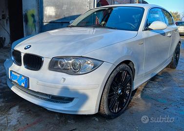 bmw serie 1 123d  