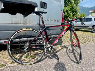 Bici da corsa in carbonio