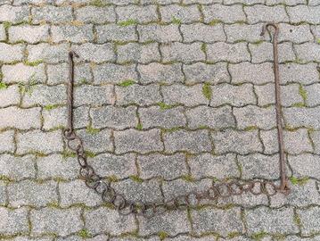 Antica catena in ferro per caminetto dei primi  de