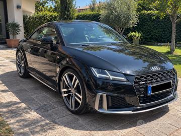Audi TT Coupé 40 TFSI S tronic S line 197 CV
