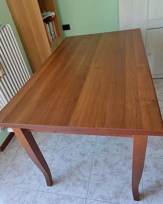 tavolo in legno da cucina allungabile