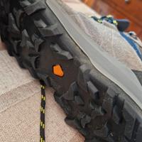 Scarponcini taglia 35 da bambino  usati 1 volta