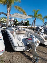 Imbarcazione RANIERI Shark 17 - 40 cv