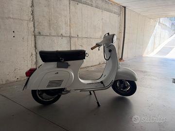 Vespa 125 et3 primavera