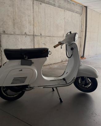 Vespa 125 et3 primavera