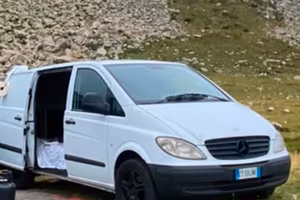 Mercedes vito 111 long