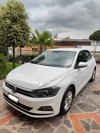 Privato vende Volkswagen Polo, 2019