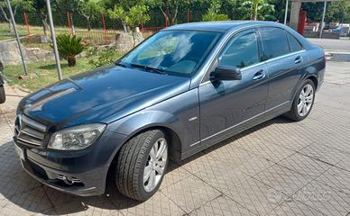 MERCEDES Classe C (W/S204) - 2009