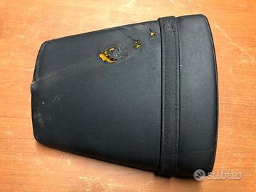 Sella posteriore Yamaha R6 1999 - 2002