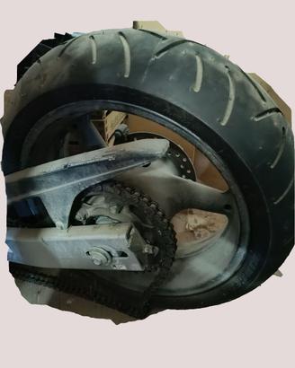 Cerchi anteriore e posteriore Honda Hornet 600