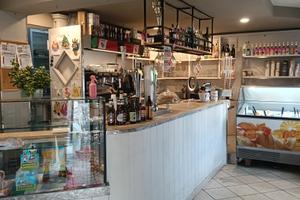 LOCALE PRONTO A PARTIRE 