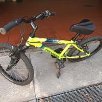 Mountain bike (bici) per bambini, Rockrider ST500.