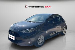 Toyota Yaris 1.5 hybrid Business