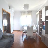 Ampio quadrilocale in zona tranquilla