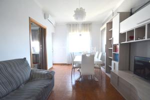 Ampio quadrilocale in zona tranquilla