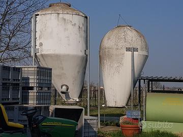 Silos in vetroresina