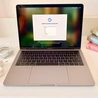 MacBook Pro 13” – i5, 8GB RAM, 256GB SSD - Apple