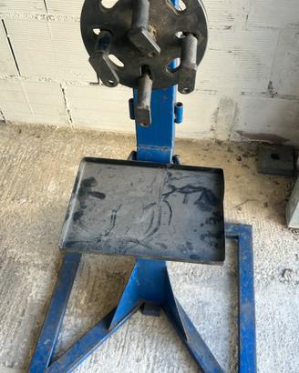 Cavalletto motore reggimotore