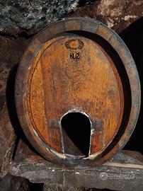 Botte in legno per vino