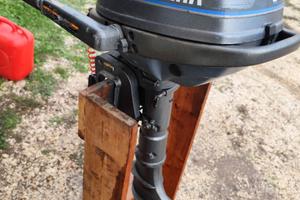 Motore fuoribordo Yamaha 4T 4Cv