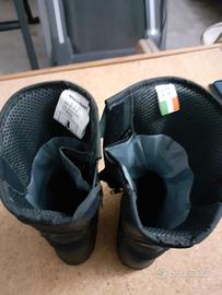 scarpa e stivale  taglia 42