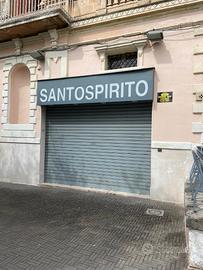 Rif. 07al- ampio locale centralissimo