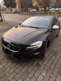 Volvo v40 rdesing