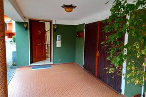 Appartamento in bifamiliare ultimo piano