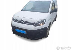 CITROEN Berlingo IV 1.6 BlueHDI paraurti anteriore