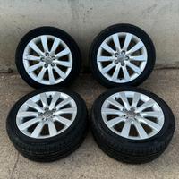 4 RUOTE CERCHI IN LEGA 16" COMPLETE AUDI A1 (8X)