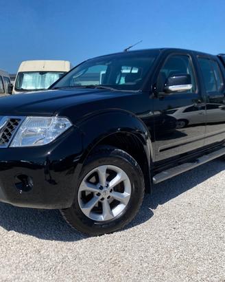 Nissan Navara N1 AUTOCARRO GANCIO TRAINO 2.5 dCi 1