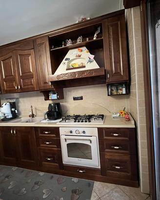 Cucina in legno artigianale
